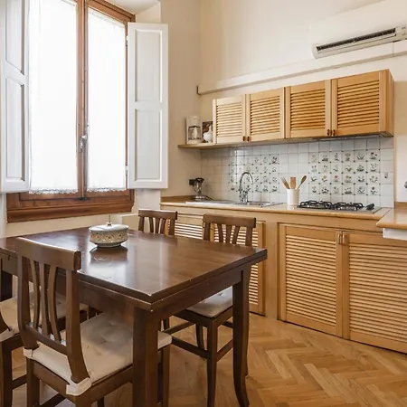 Casa Lisa By Mmega Apartment *